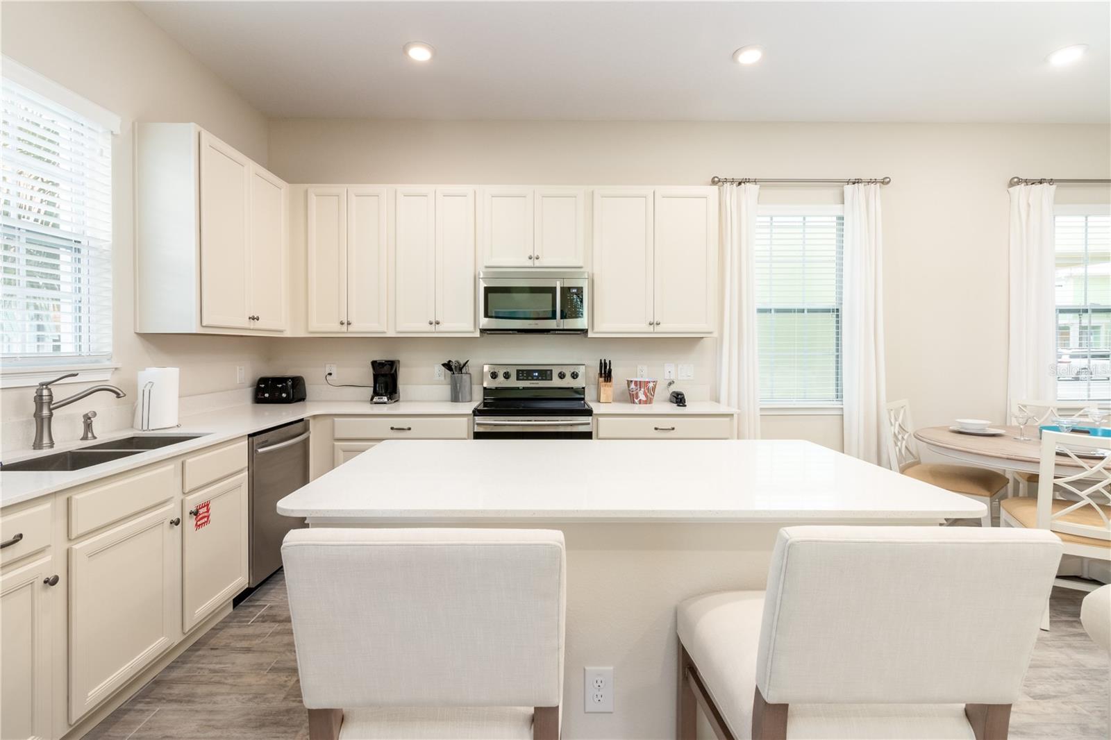 3079 KEY LIME LOOP