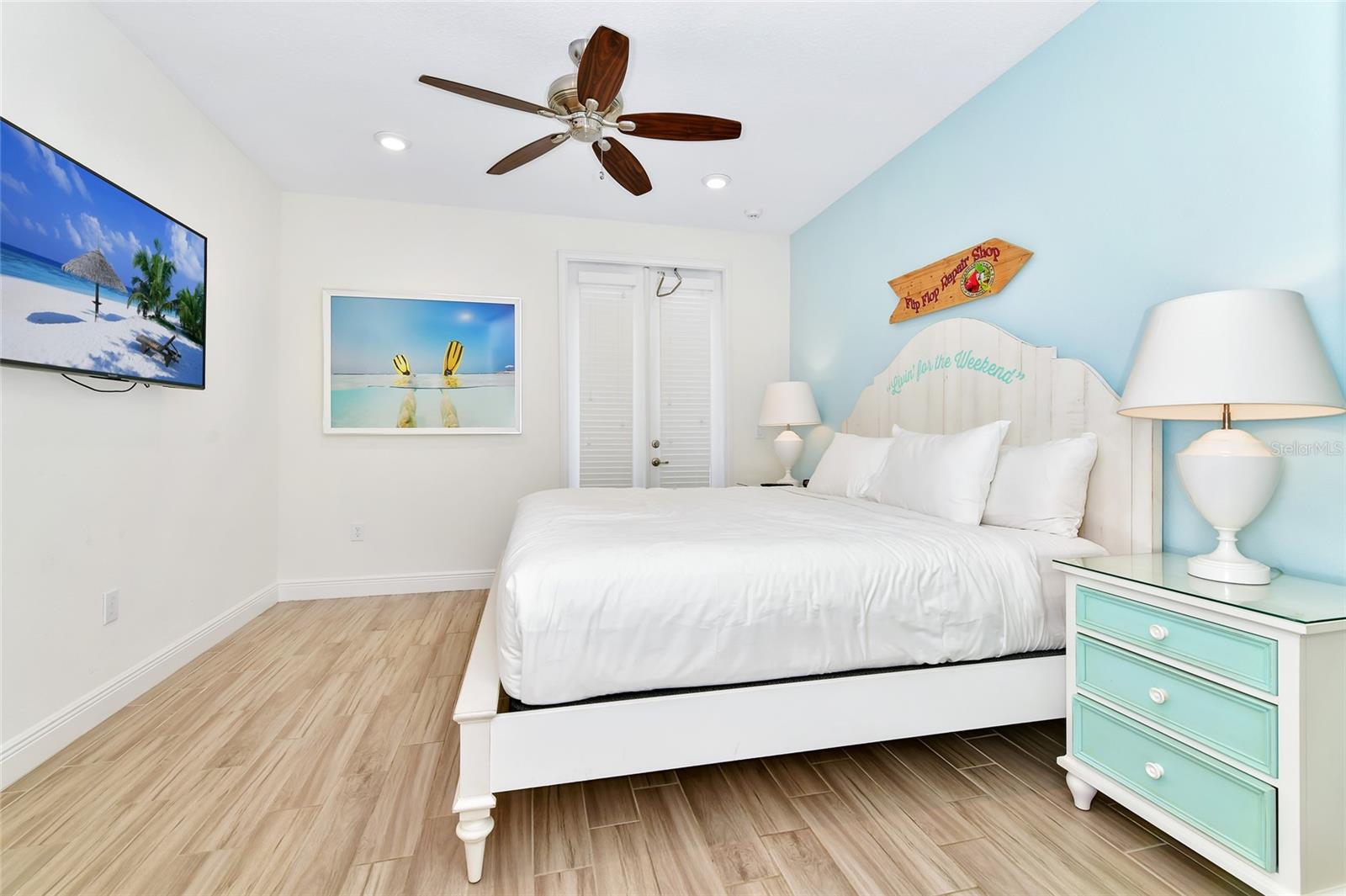 8024 FLIP FLOP WAY