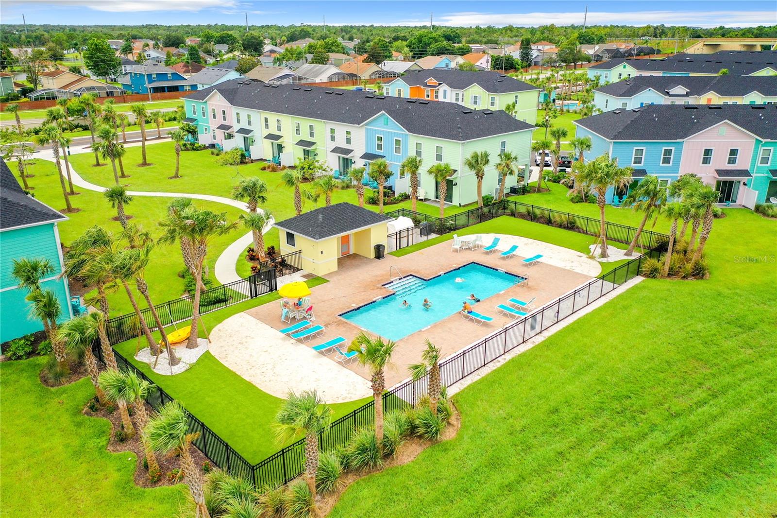 3020 PARROT HEAD PL