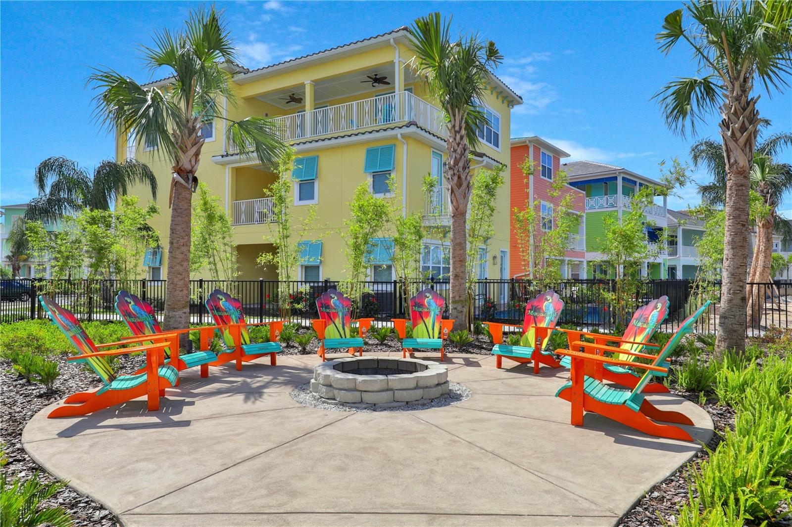 3020 PARROT HEAD PL