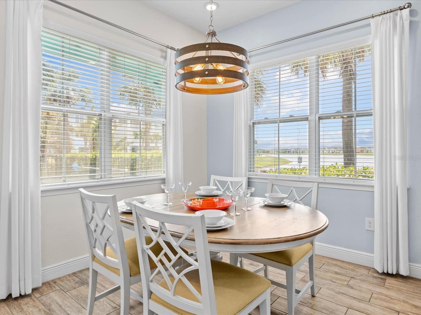 3020 PARROT HEAD PL