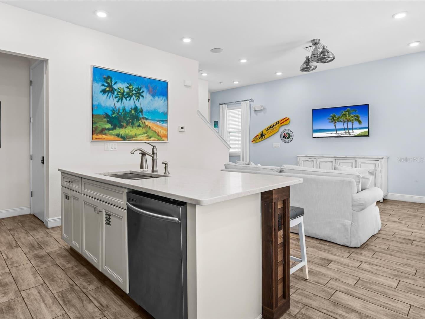 3020 PARROT HEAD PL