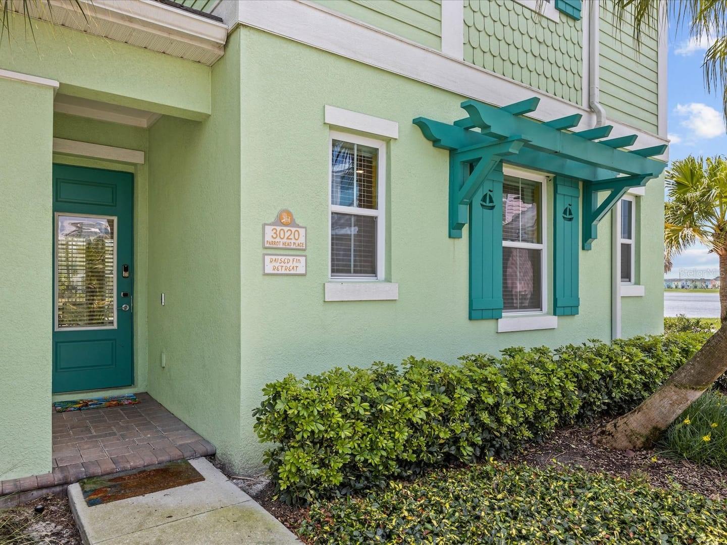3020 PARROT HEAD PL