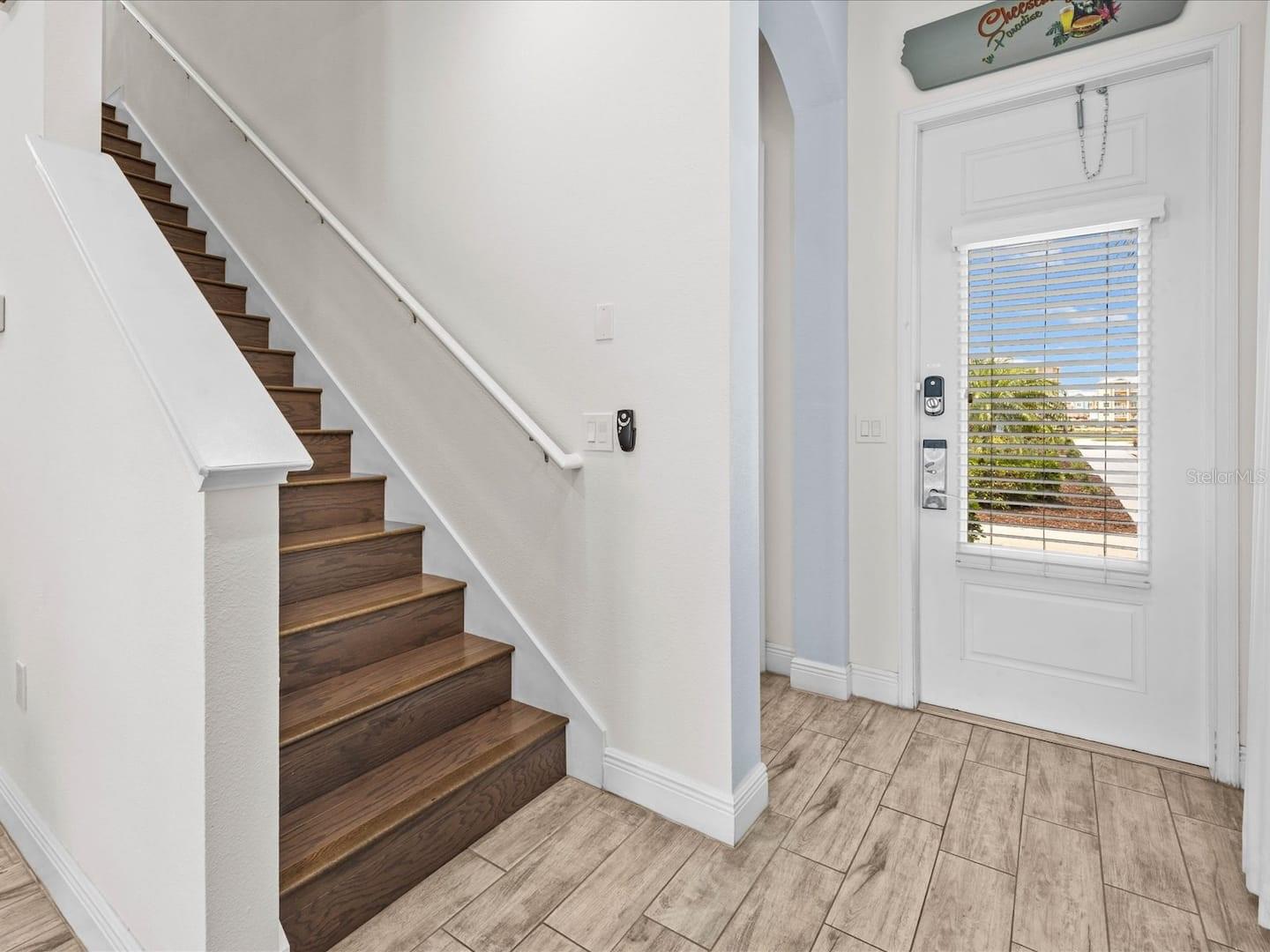 3020 PARROT HEAD PL