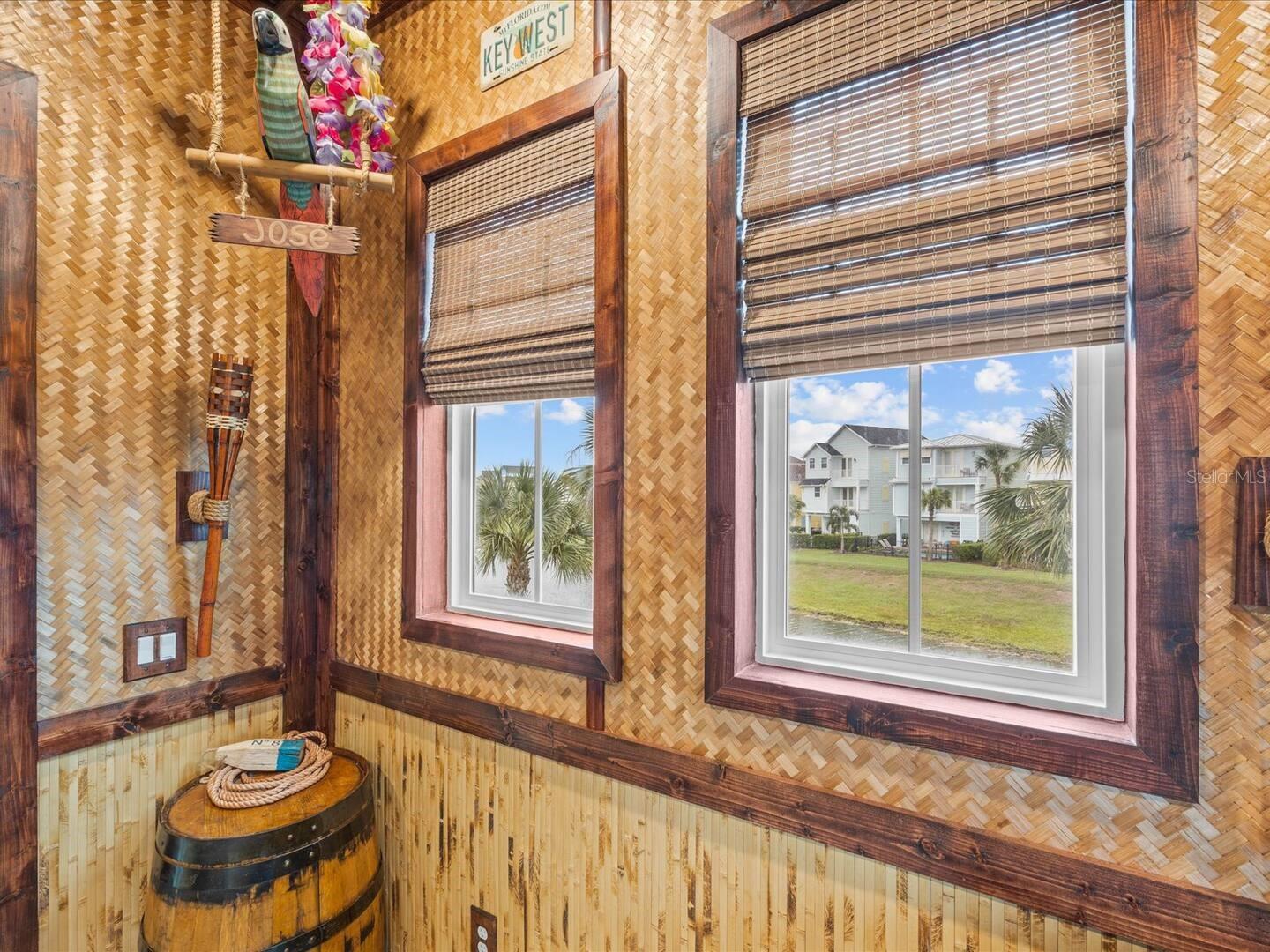 3020 PARROT HEAD PL