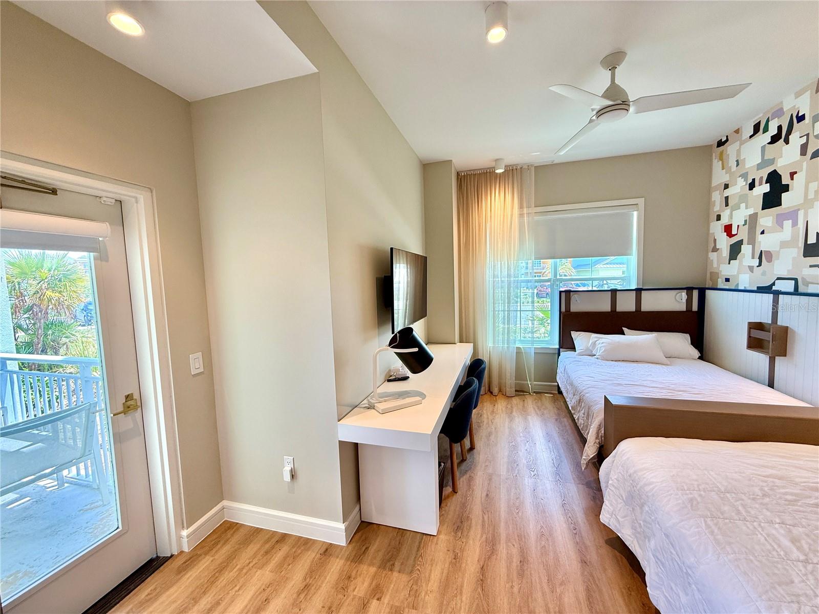 3151 SUNSET WALK DR #112