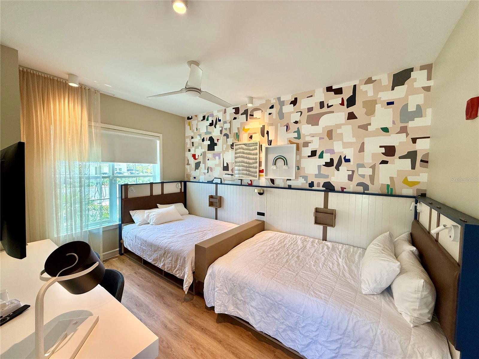 3151 SUNSET WALK DR #112