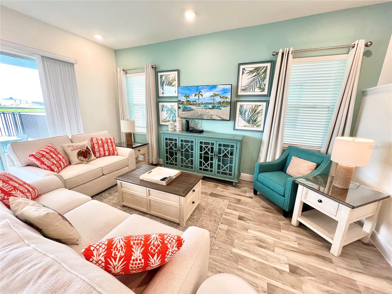 3032 PARROT HEAD PL