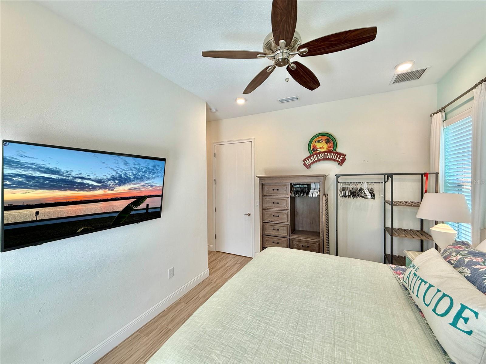 3001 LATITUDE LN