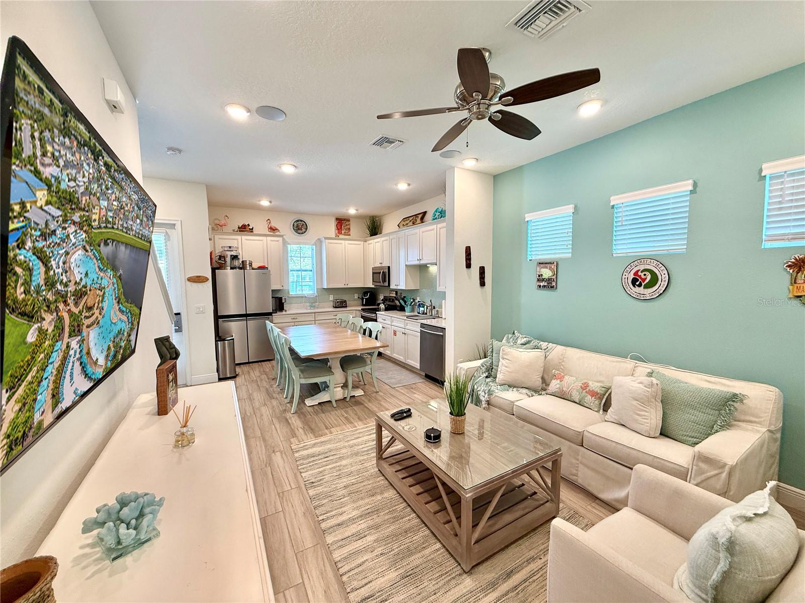 3001 LATITUDE LN