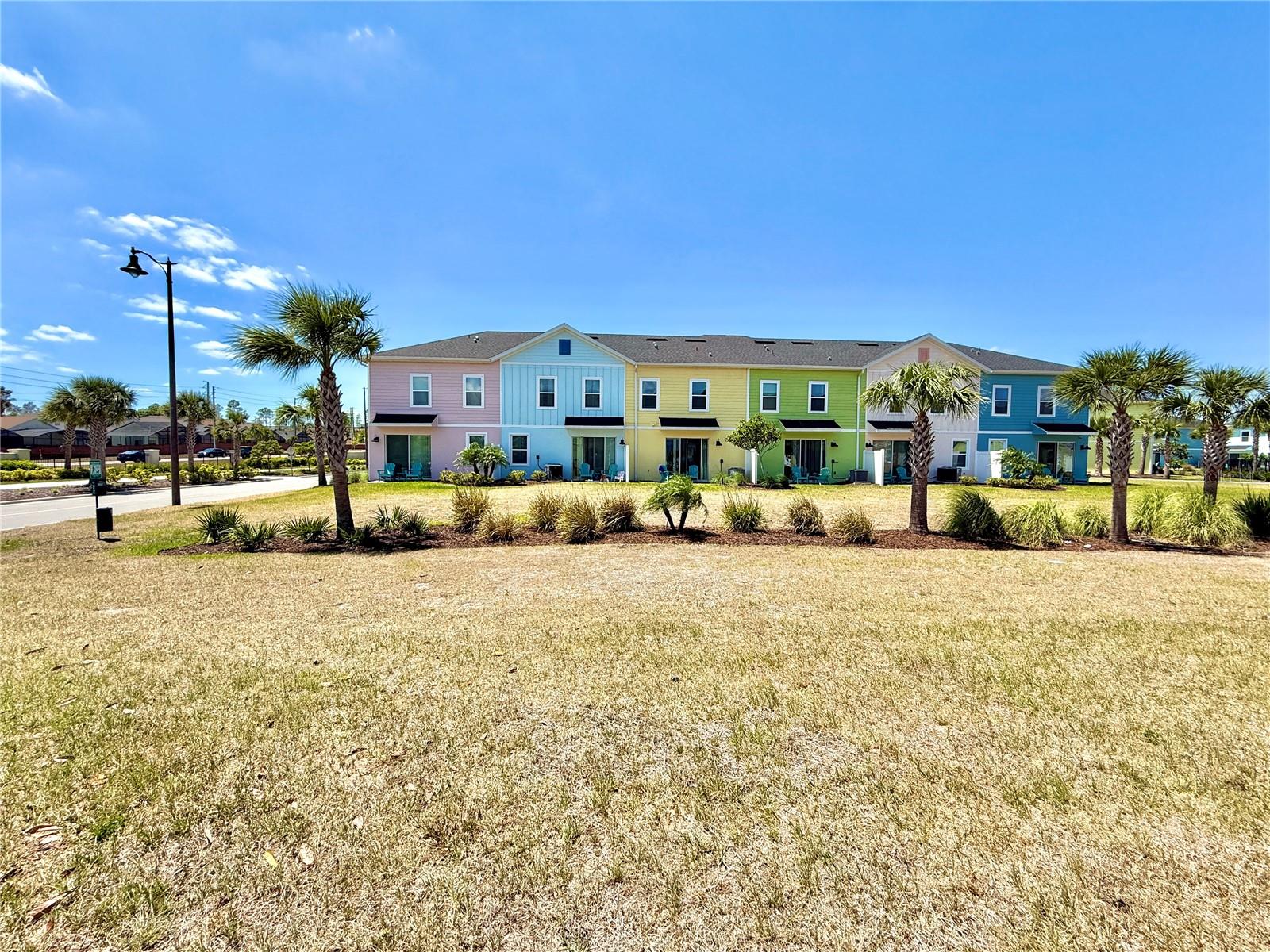 2906 CASTAWAY LN