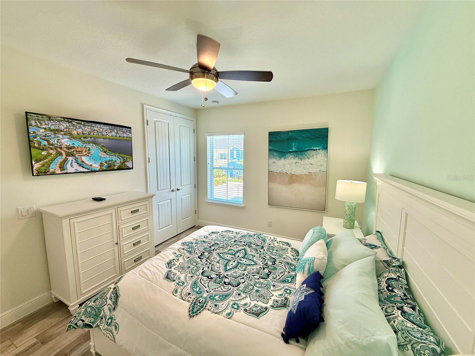 2906 CASTAWAY LN