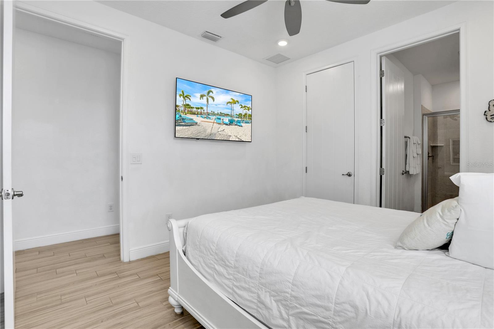 3054 KEY LIME LOOP