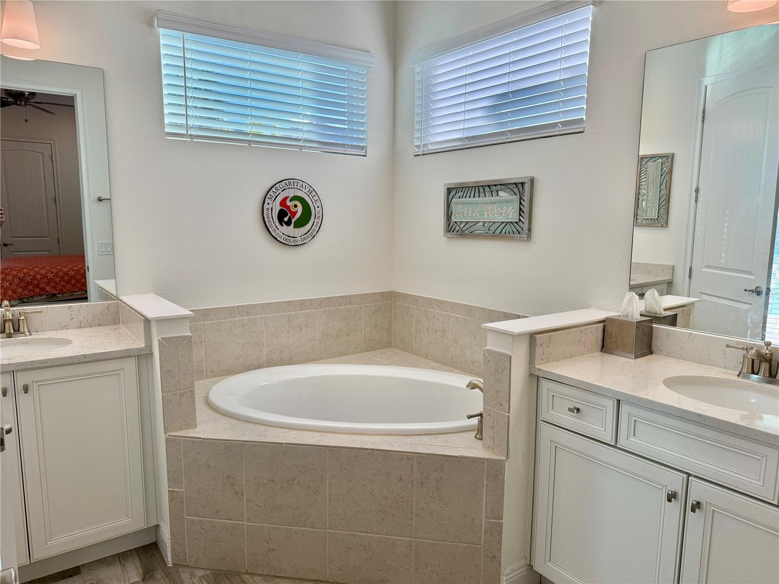 8028 SANDY TOES WAY