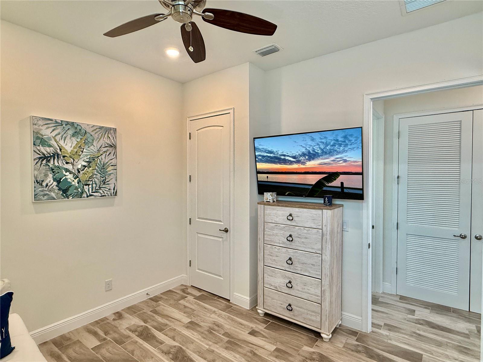 8028 SANDY TOES WAY