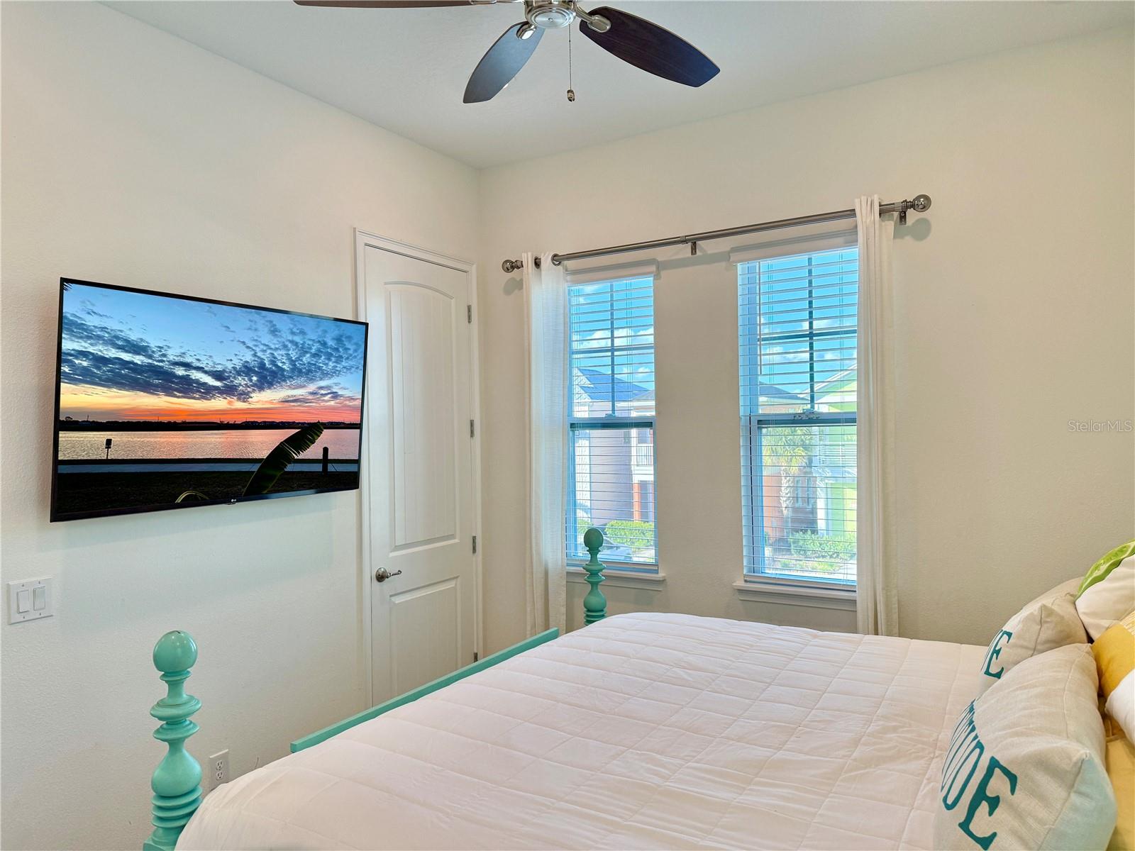 8028 SANDY TOES WAY