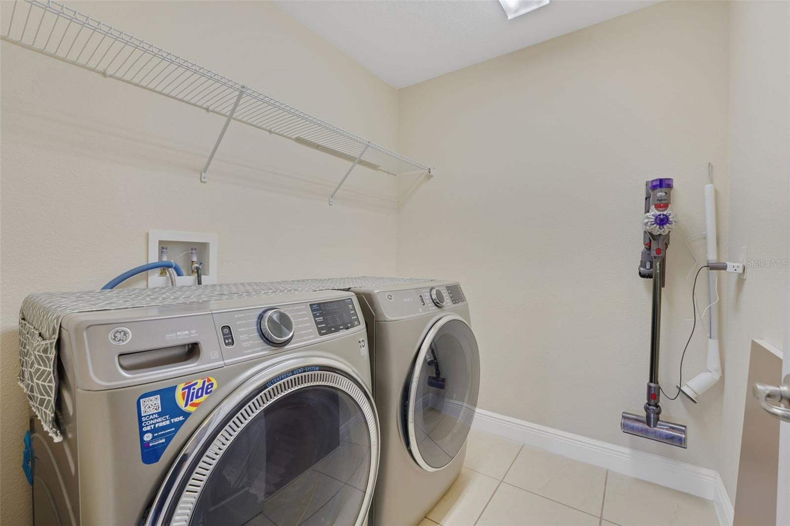 14505 BREAKWATER WAY