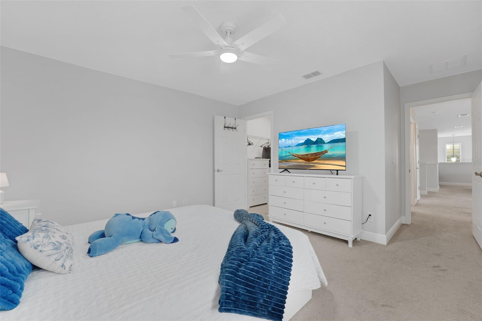 14505 BREAKWATER WAY