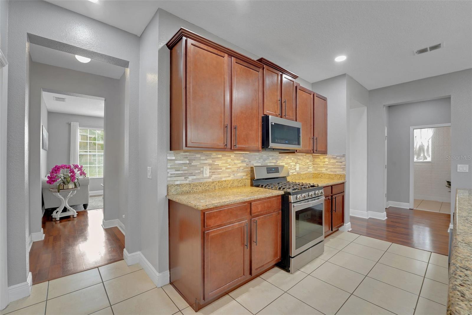 14505 BREAKWATER WAY