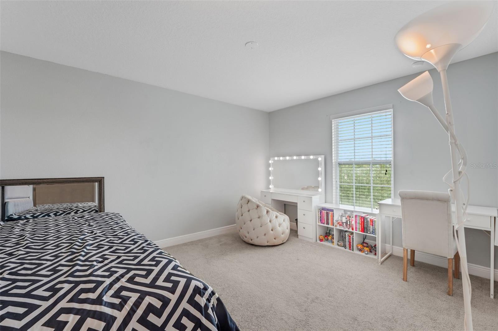 14505 BREAKWATER WAY