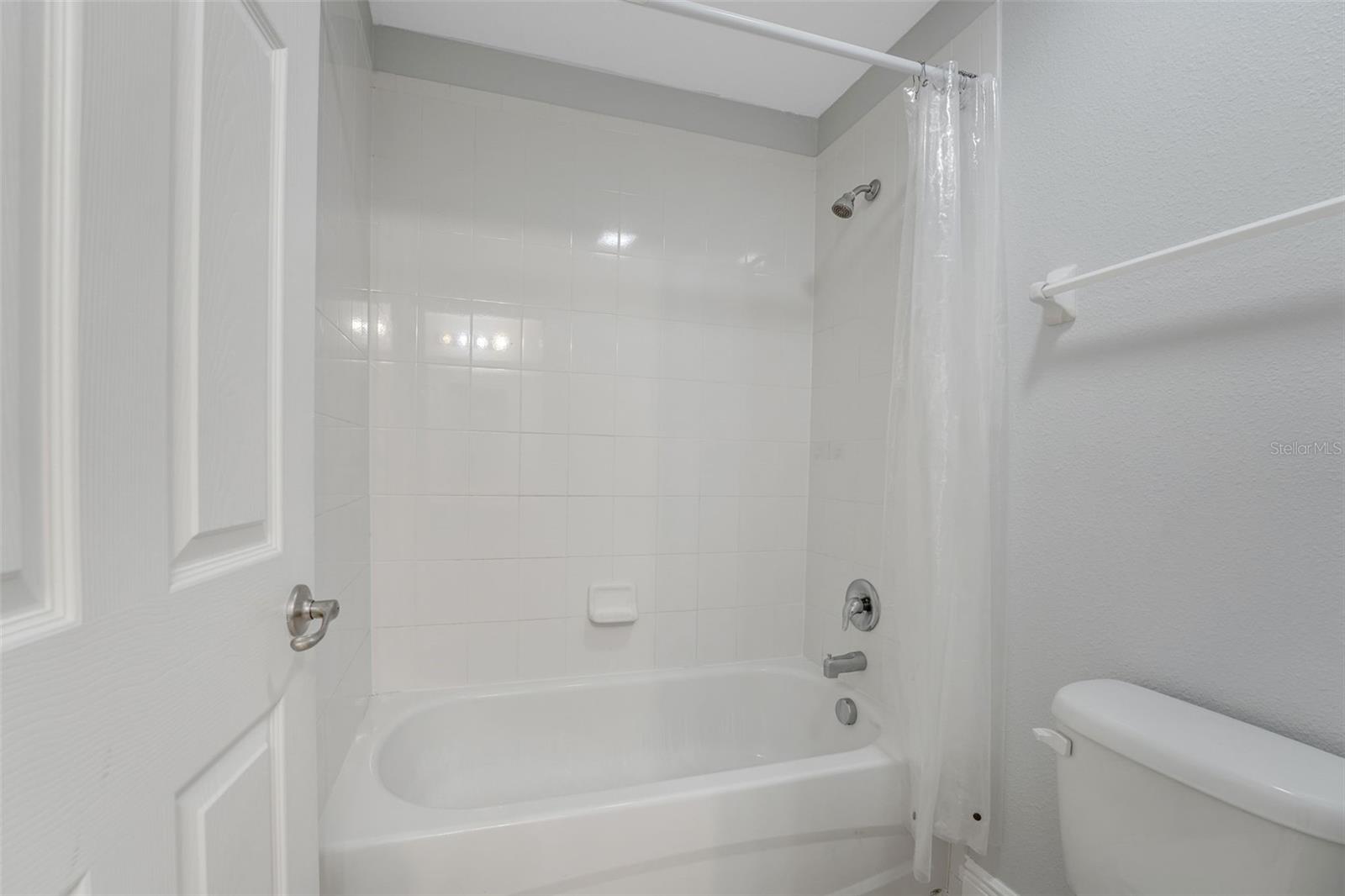 14505 BREAKWATER WAY