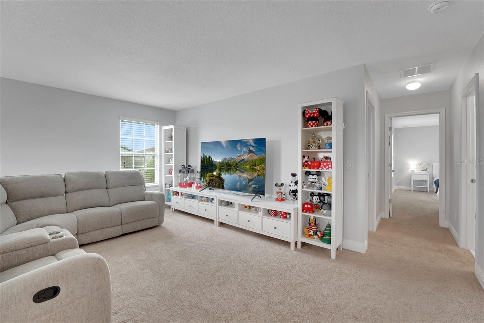 14505 BREAKWATER WAY