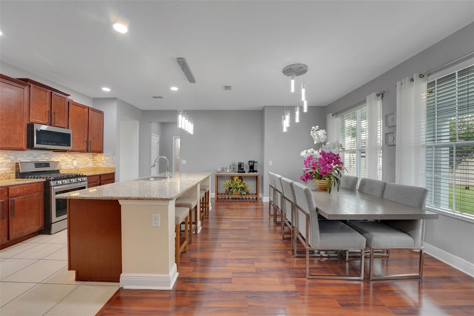 14505 BREAKWATER WAY