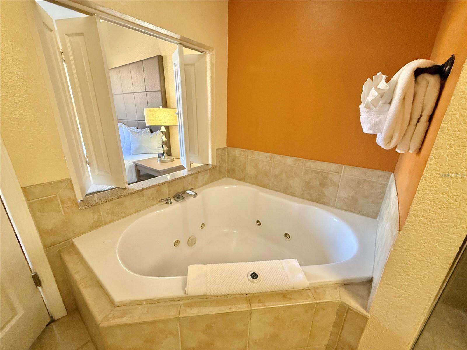 12539 FLORIDAYS RESORT DR #107D