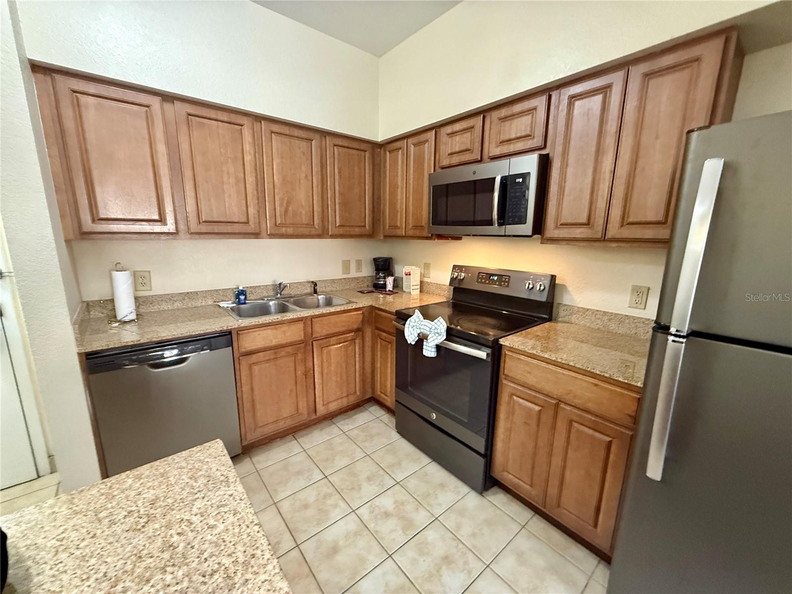 12539 FLORIDAYS RESORT DR #107D