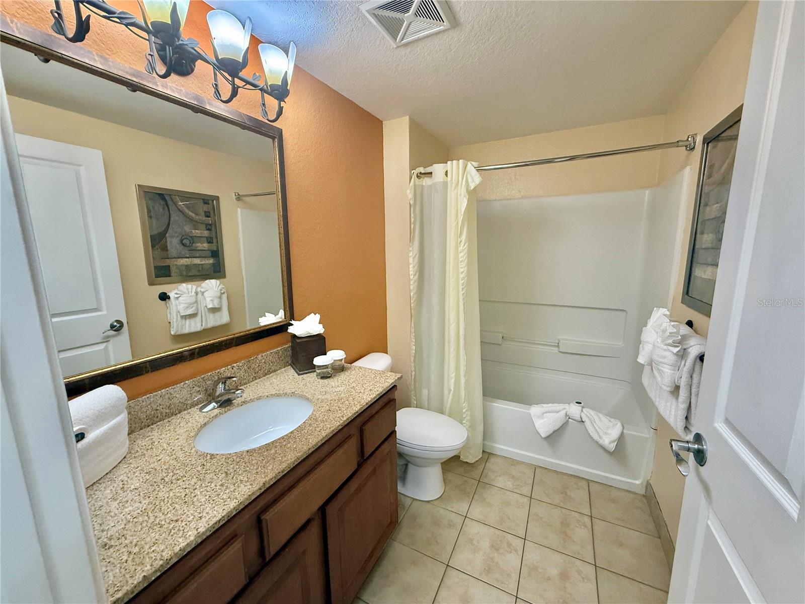 12539 FLORIDAYS RESORT DR #107D