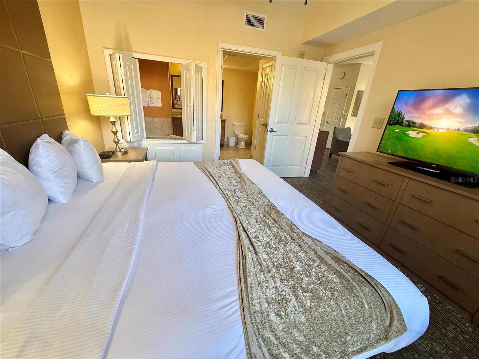 12539 FLORIDAYS RESORT DR #107D