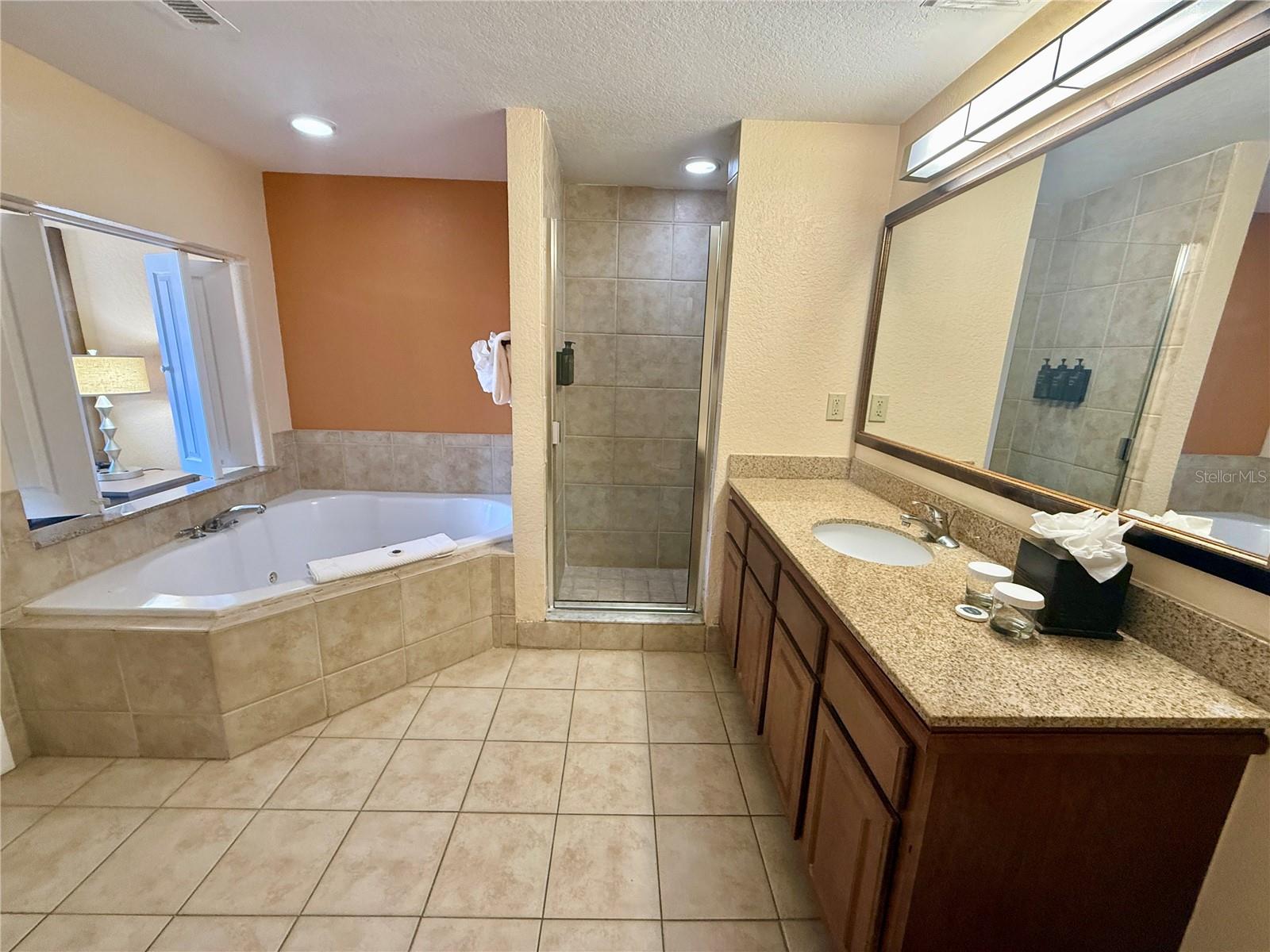 12539 FLORIDAYS RESORT DR #107D