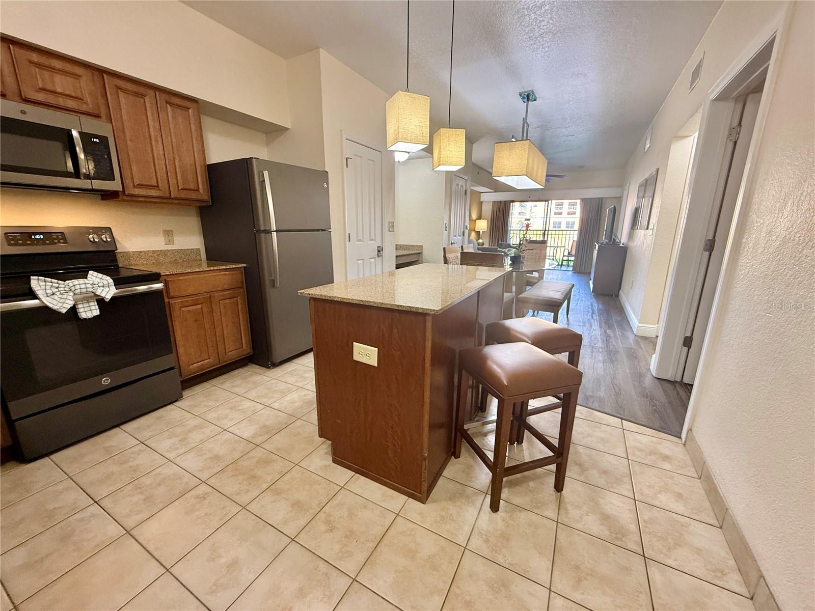 12539 FLORIDAYS RESORT DR #107D