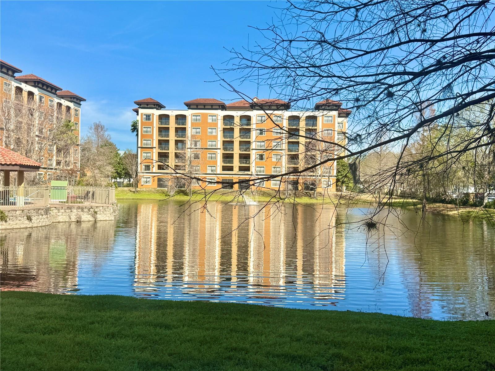 12539 FLORIDAYS RESORT DR #107D