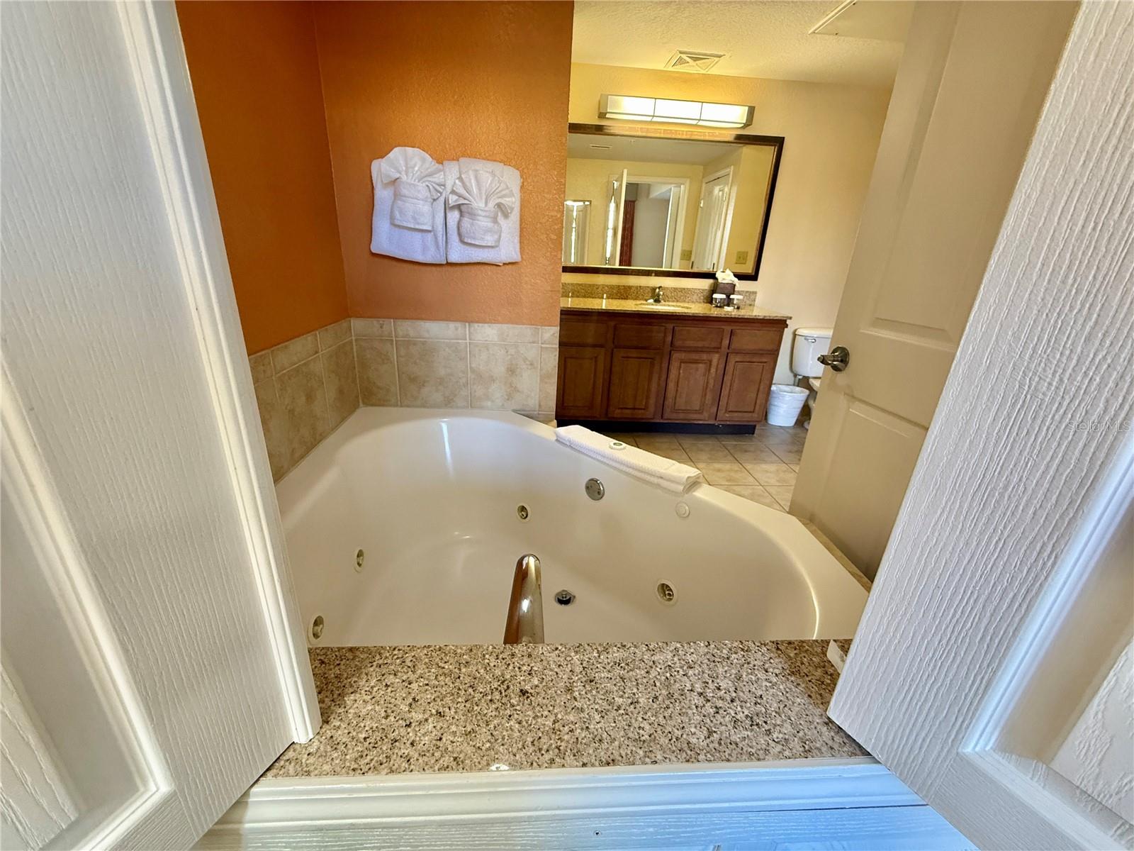 12539 FLORIDAYS RESORT DR #107D