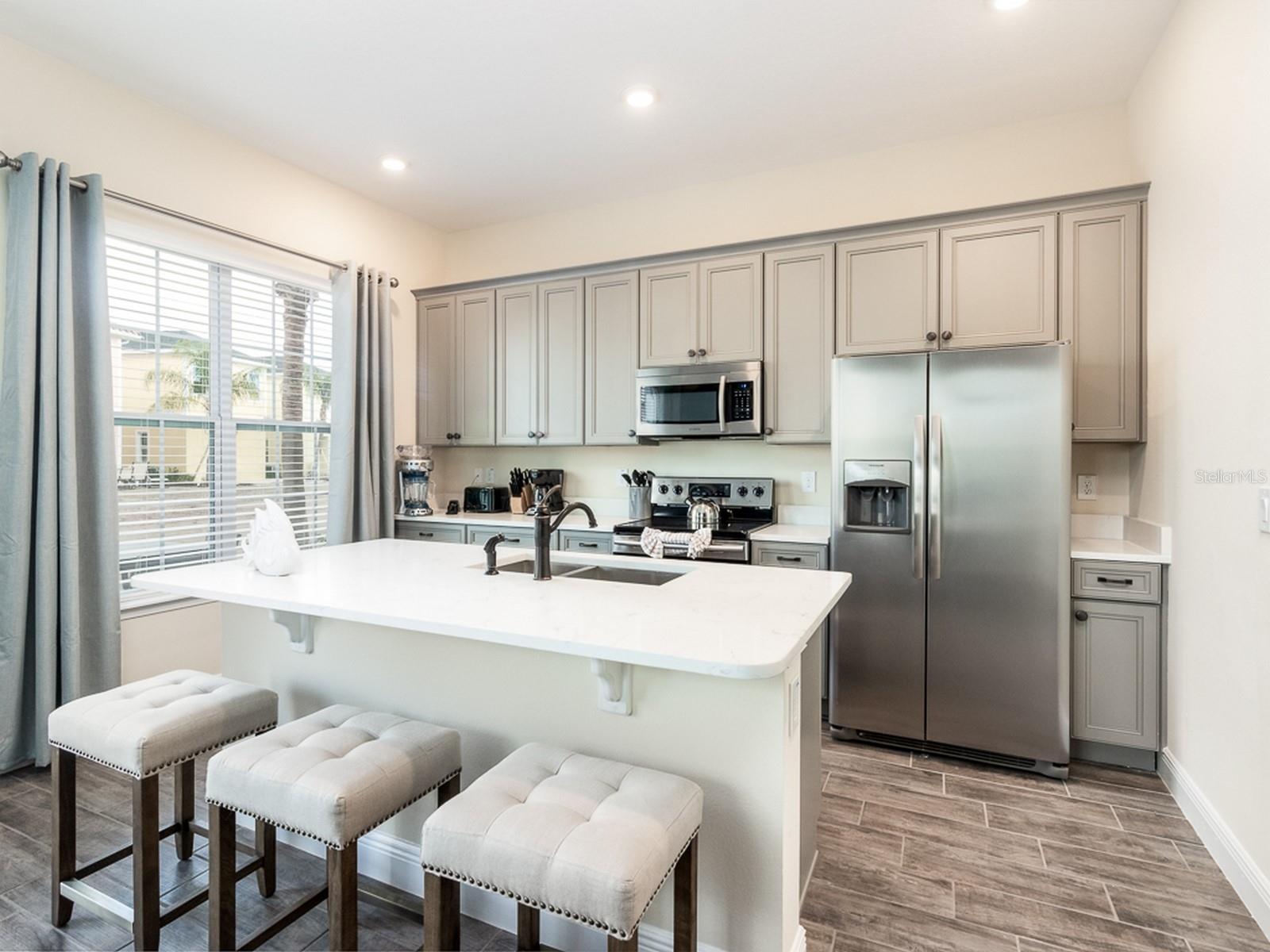 8081 DREAMSICLE DR