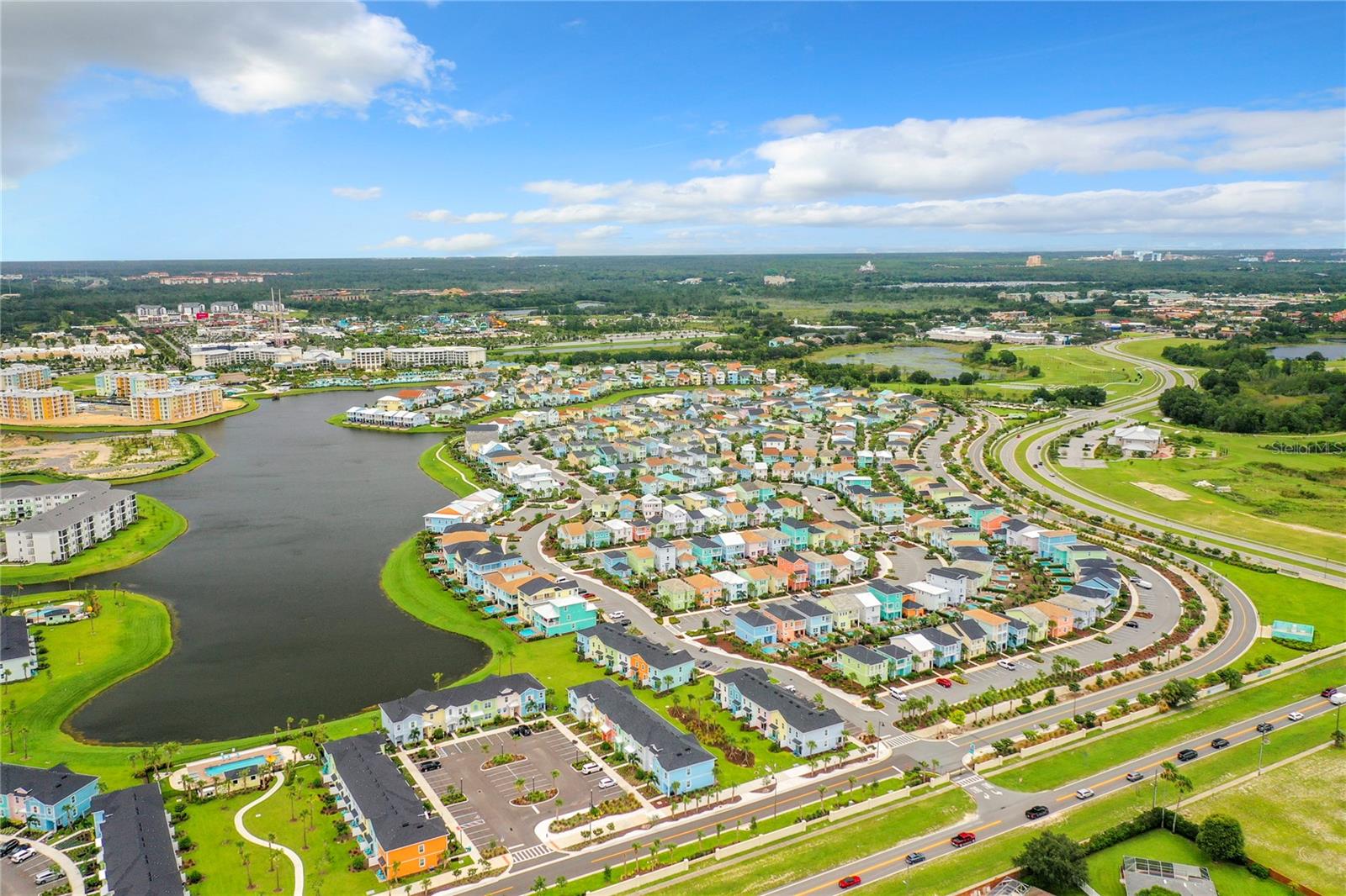 3004 LATITUDE LN