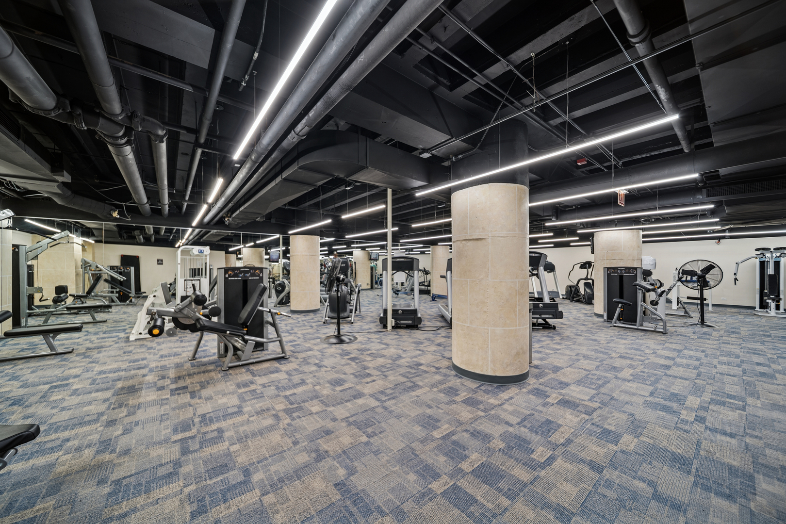 680 N Lake Shore Drive Unit: 604