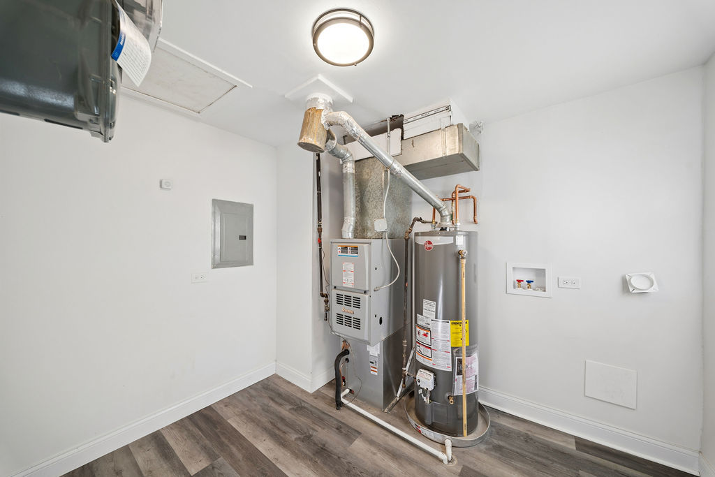 9505 S PEORIA Street