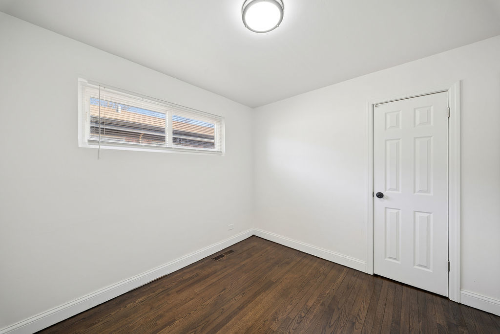 9505 S PEORIA Street