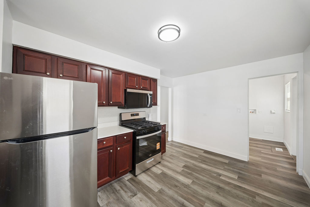 9505 S PEORIA Street