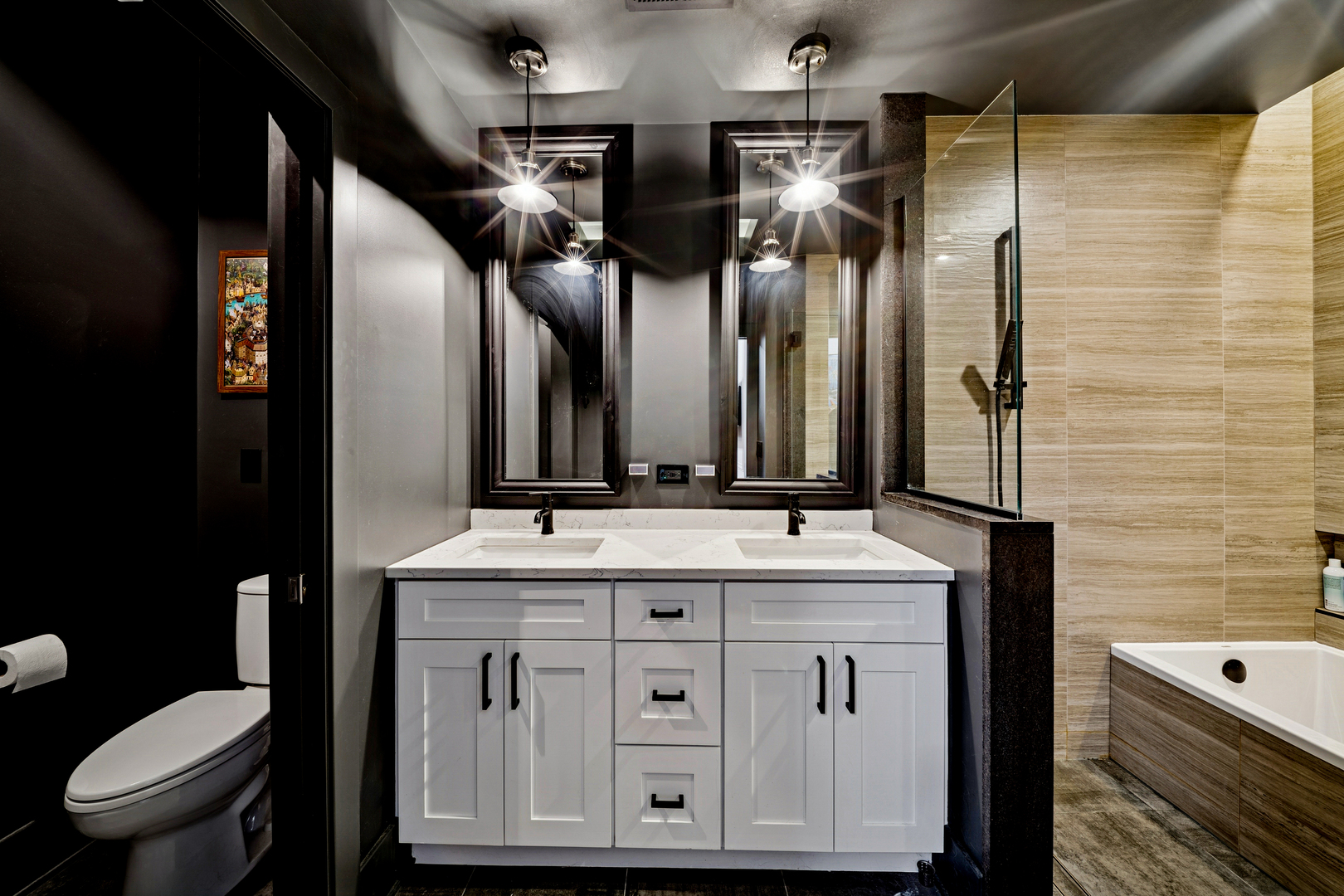 3105 S Giles Avenue Unit: 1S