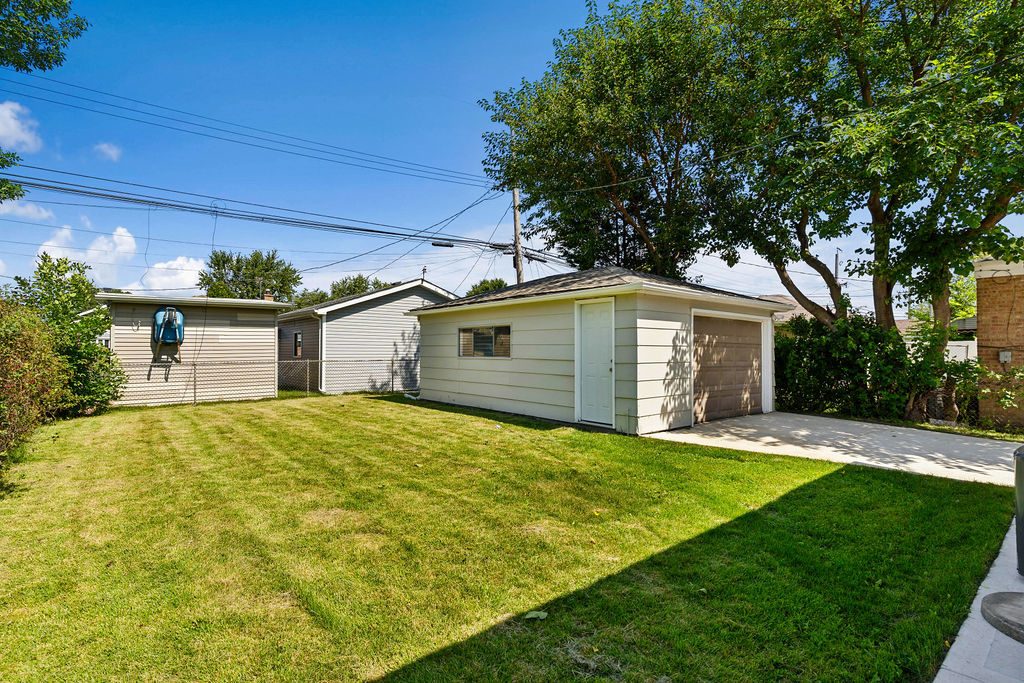 4150 W 83rd Street