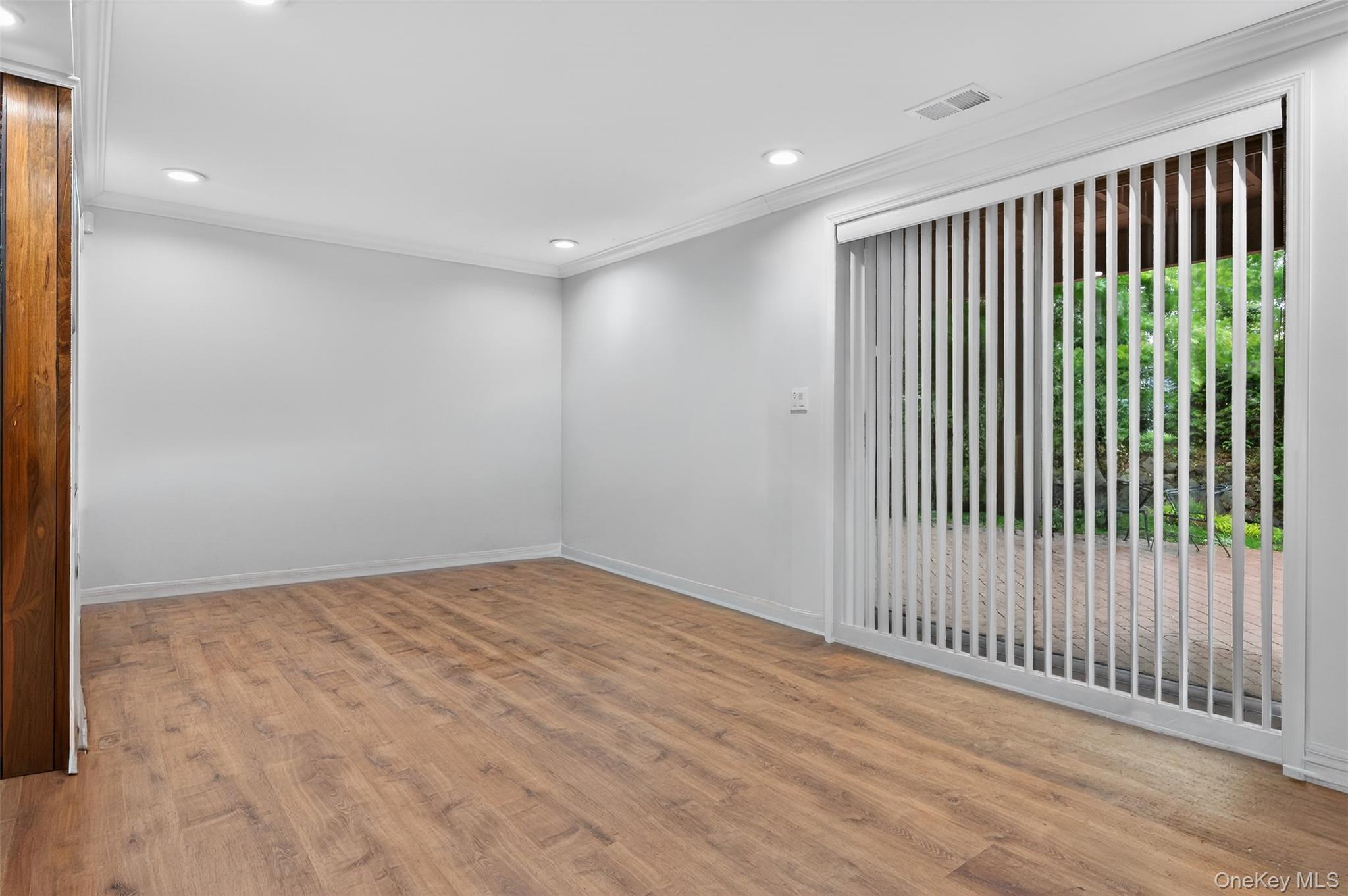 4 Brookdell Drive