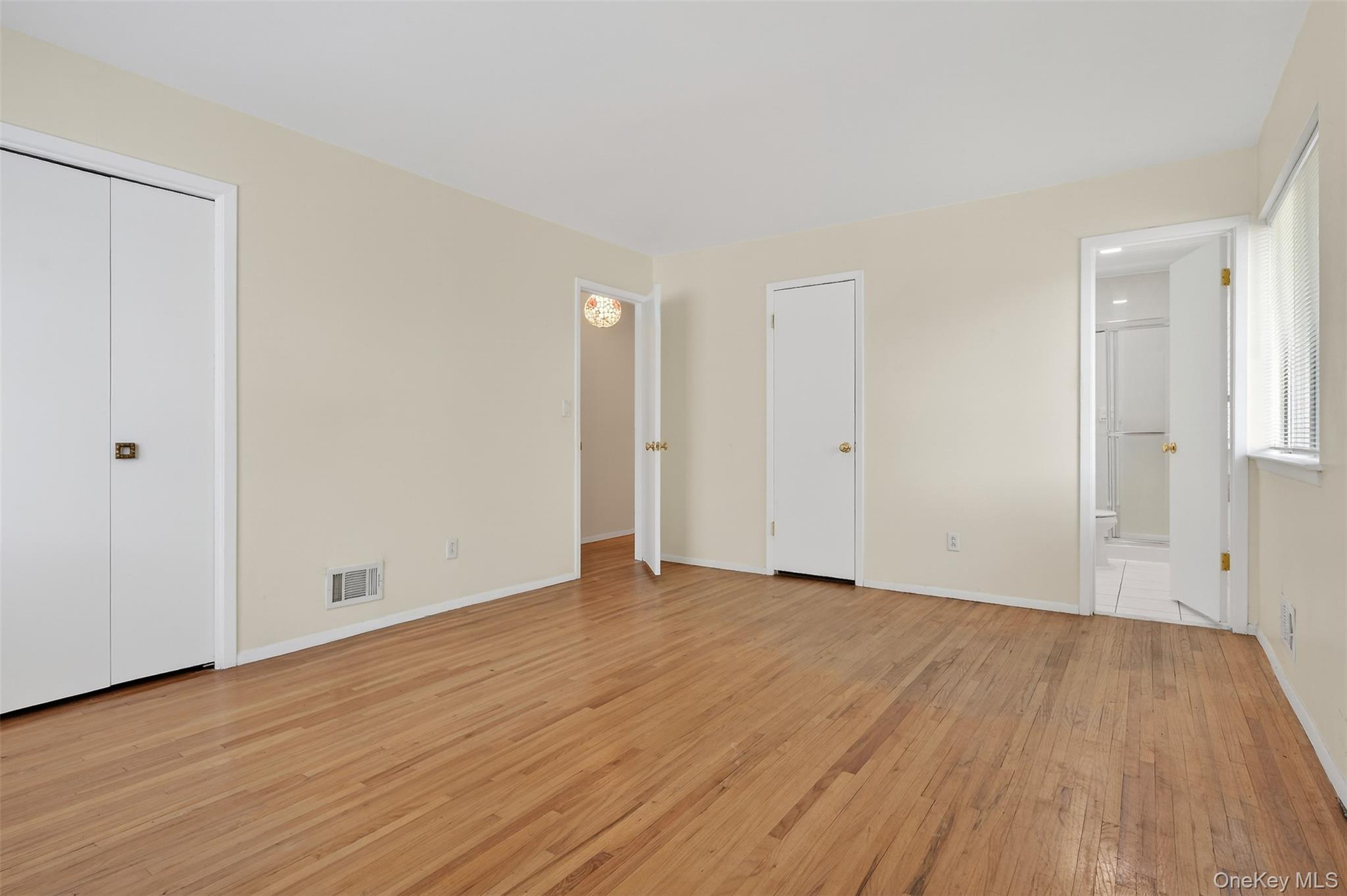 4 Brookdell Drive