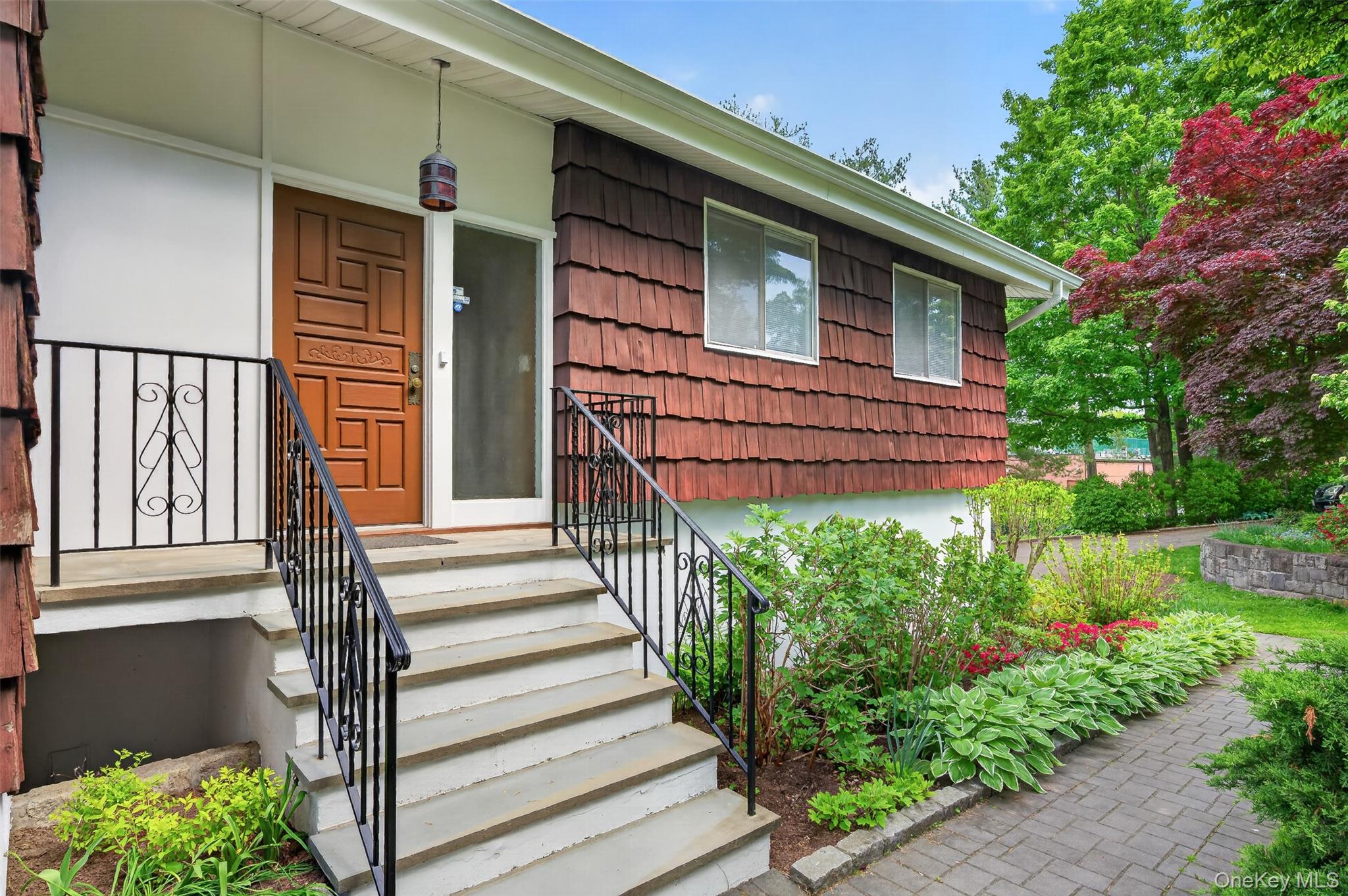 4 Brookdell Drive