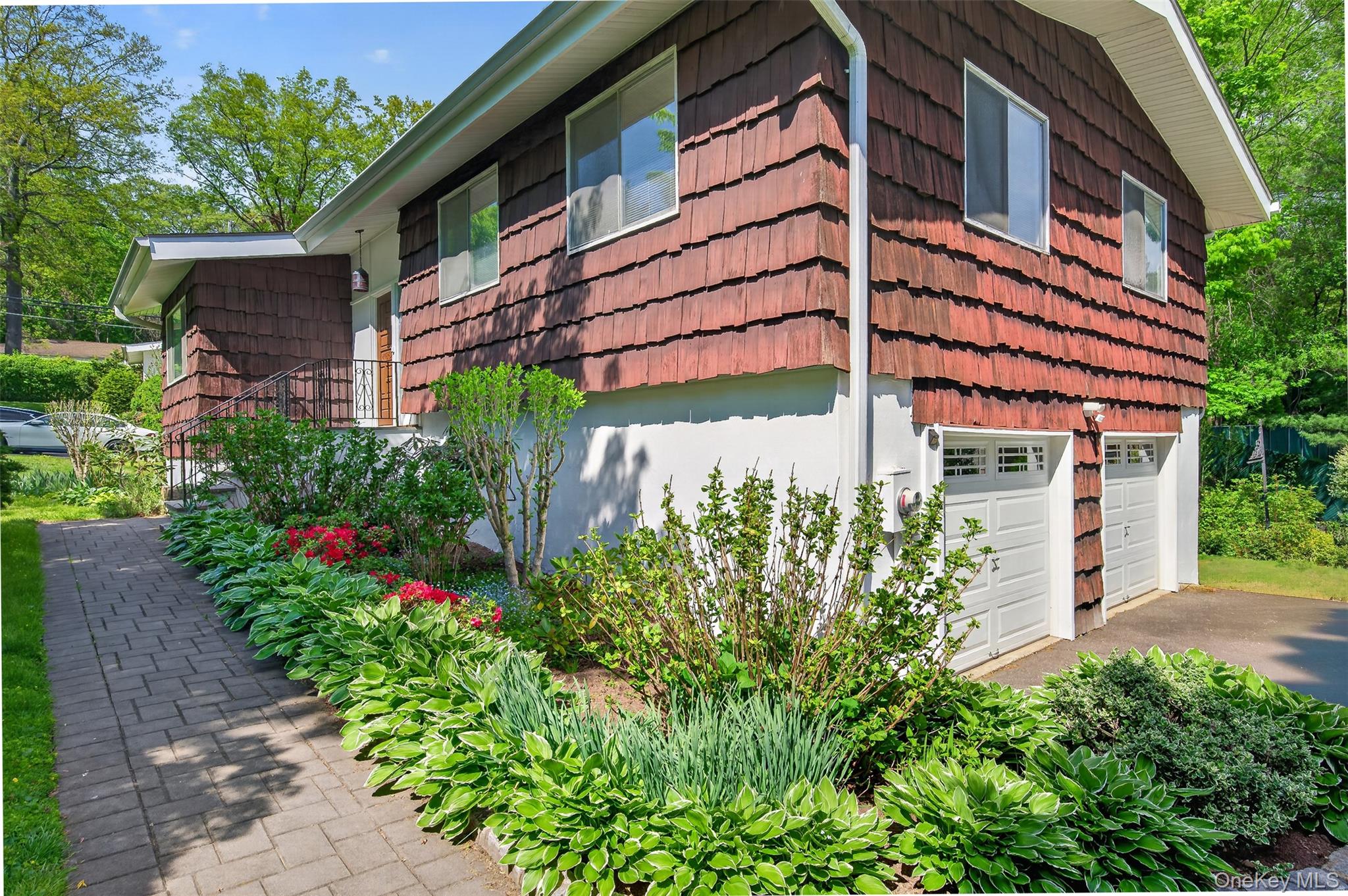 4 Brookdell Drive