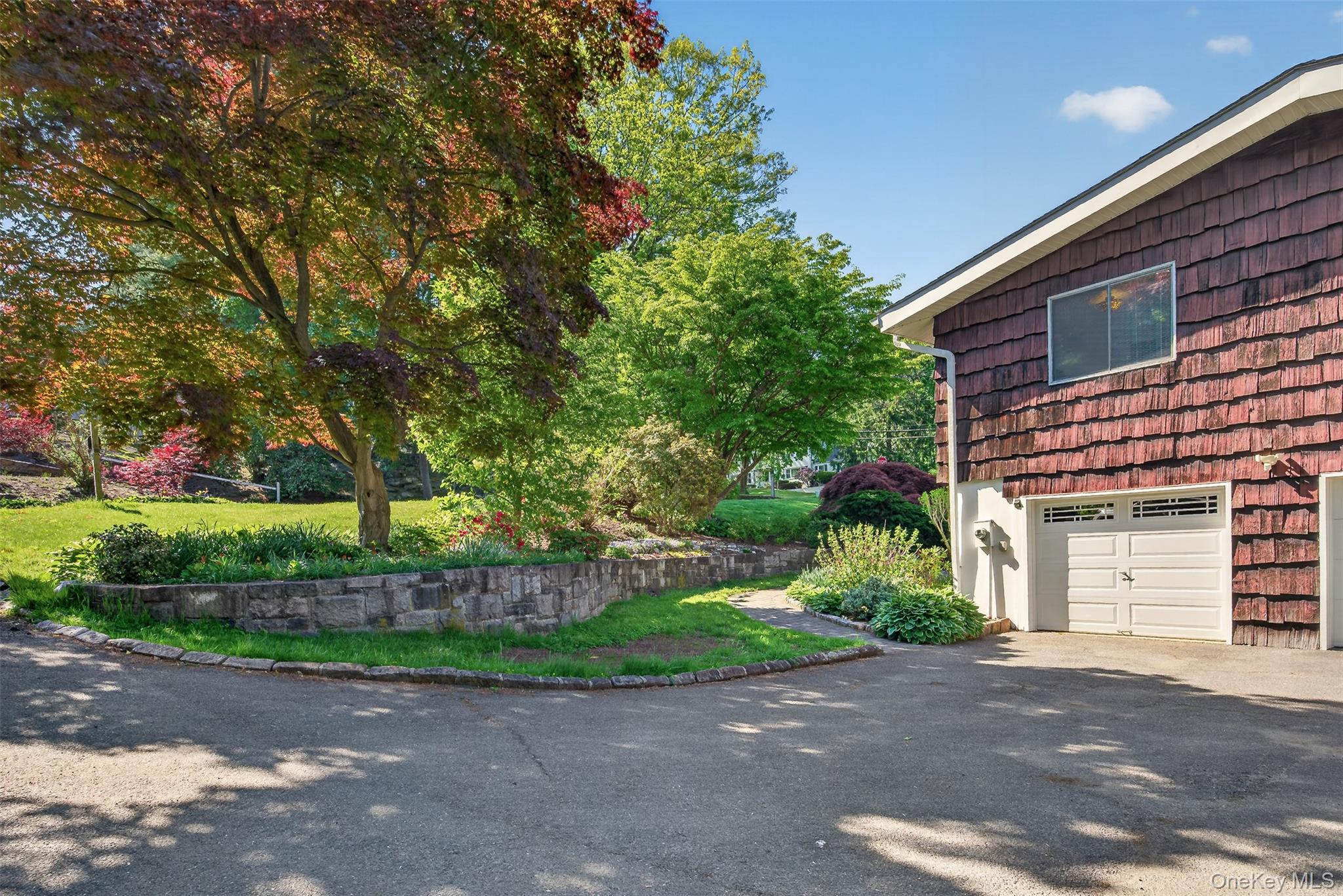 4 Brookdell Drive