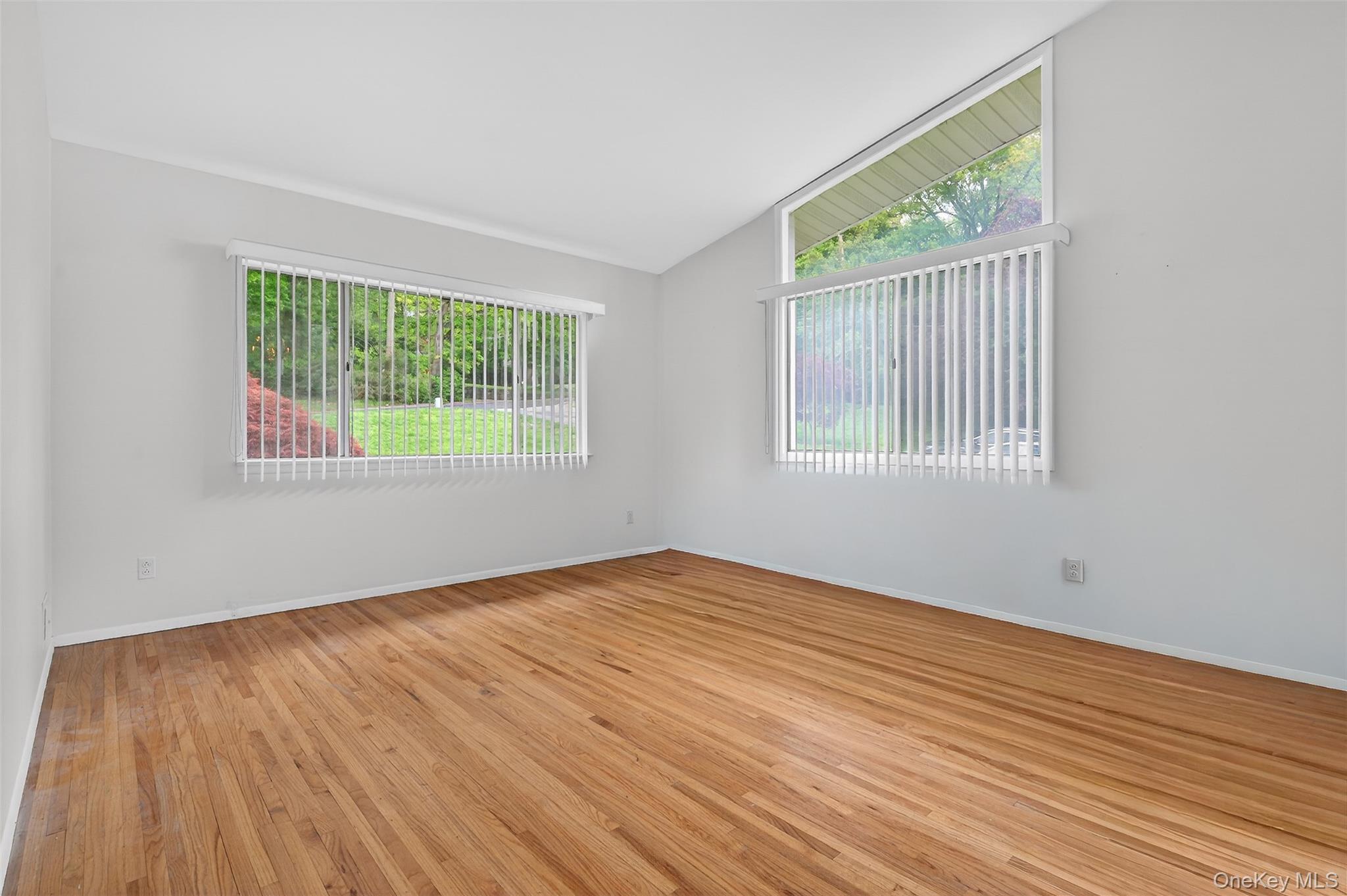 4 Brookdell Drive