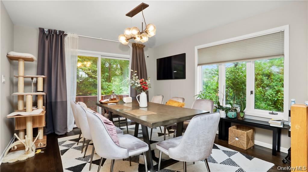 4 Pinewood Circle